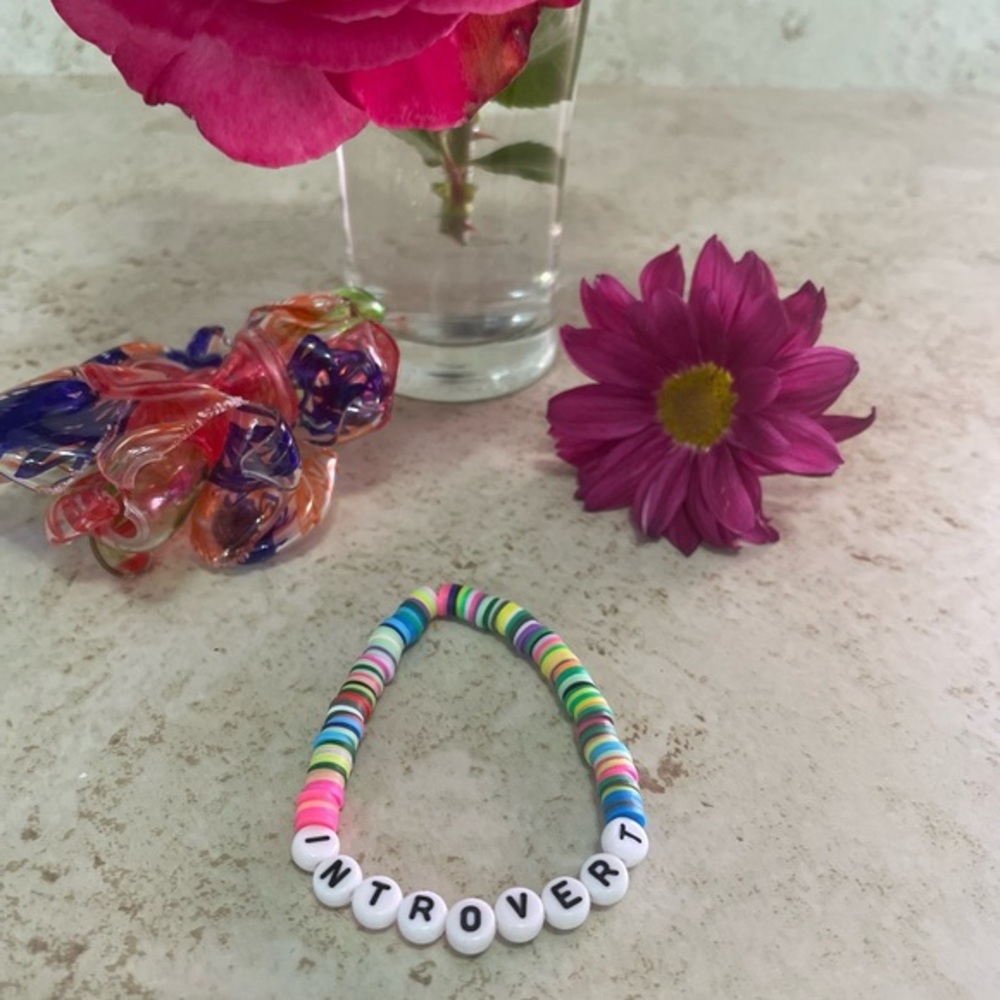 Colorful introvert stretchy bracelet